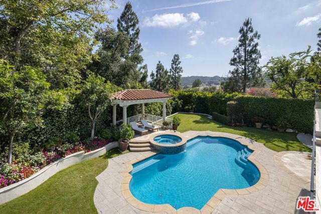 11730 Stonehenge Lane, Los Angeles, CA 90077