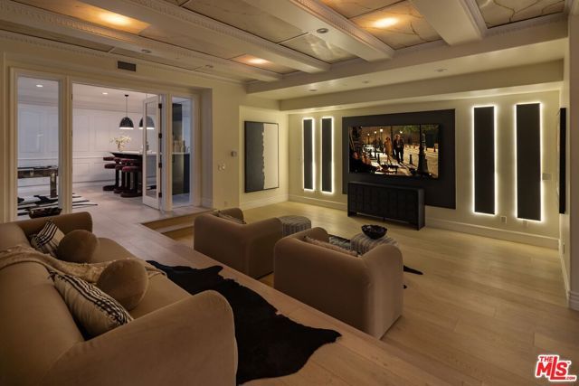 11730 Stonehenge Lane, Los Angeles, CA 90077