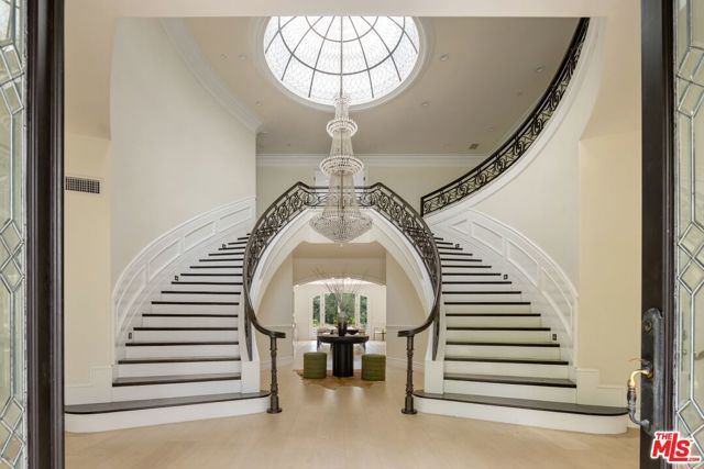 11730 Stonehenge Lane, Los Angeles, CA 90077