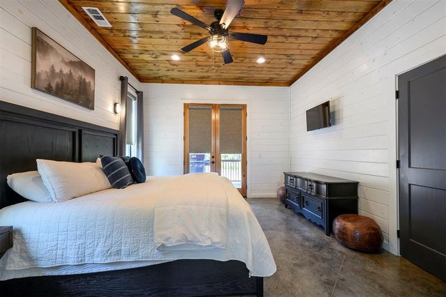 32 Scarlet Oak Trail, Broken Bow, OK 74728