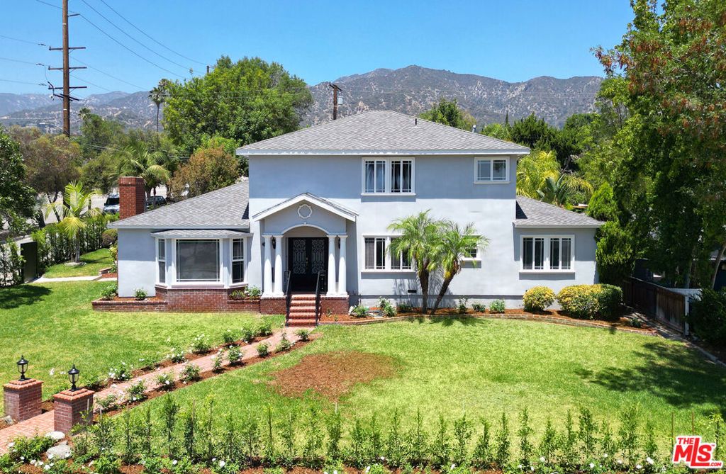 Image 1 of property listing at 941 Chehalem Road, La Canada Flintridge, CA 91011