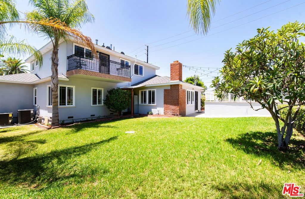 Image 18 of property listing at 941 Chehalem Road, La Canada Flintridge, CA 91011