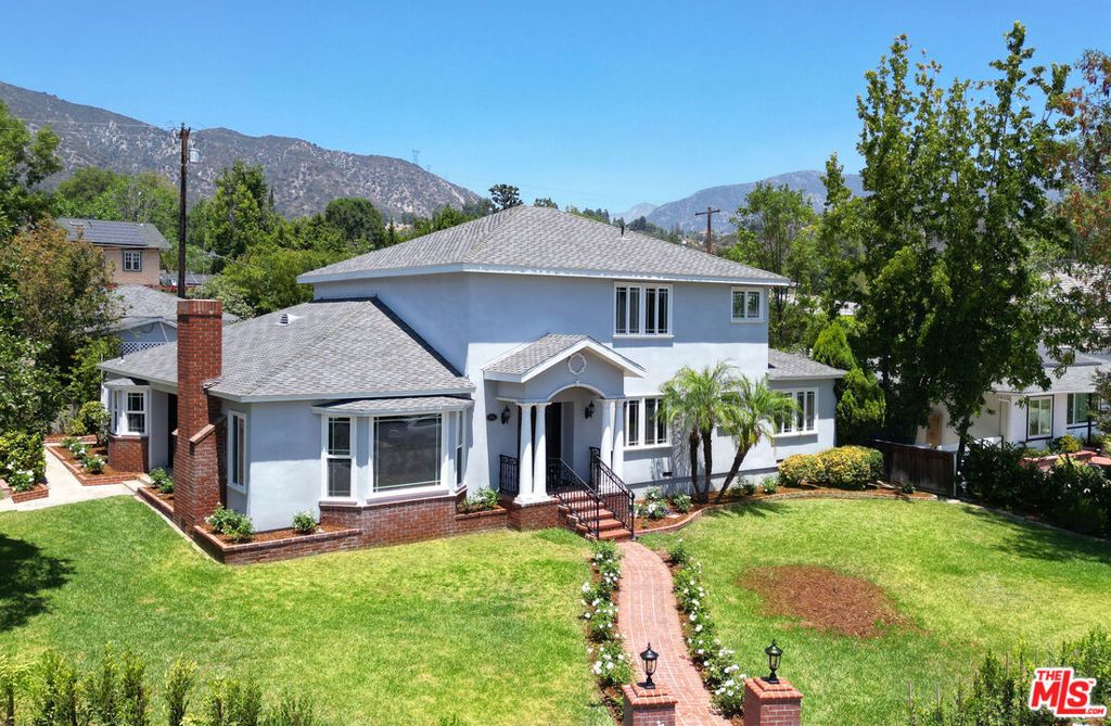 Image 30 of property listing at 941 Chehalem Road, La Canada Flintridge, CA 91011