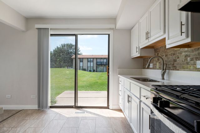 19215 Elm Drive 19215, Country Club Hills, IL 60478
