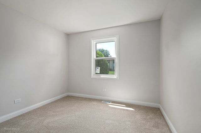 19215 Elm Drive 19215, Country Club Hills, IL 60478
