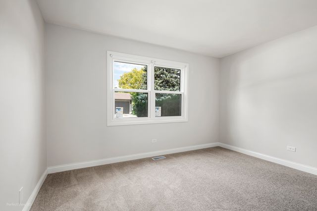 19215 Elm Drive 19215, Country Club Hills, IL 60478