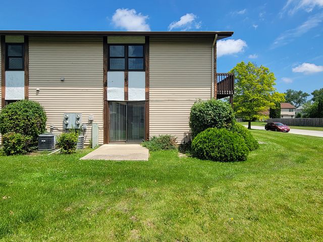 19215 Elm Drive 19215, Country Club Hills, IL 60478