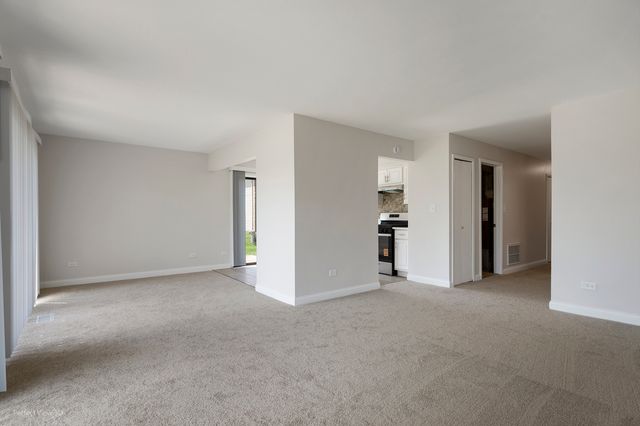 19215 Elm Drive 19215, Country Club Hills, IL 60478