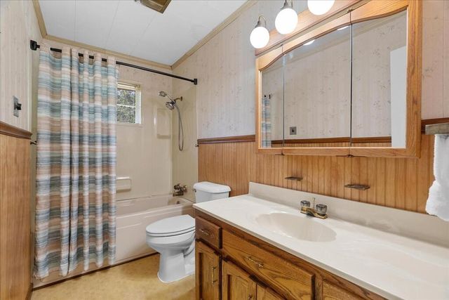 235 Cedar St, Chatsworth, GA 30705