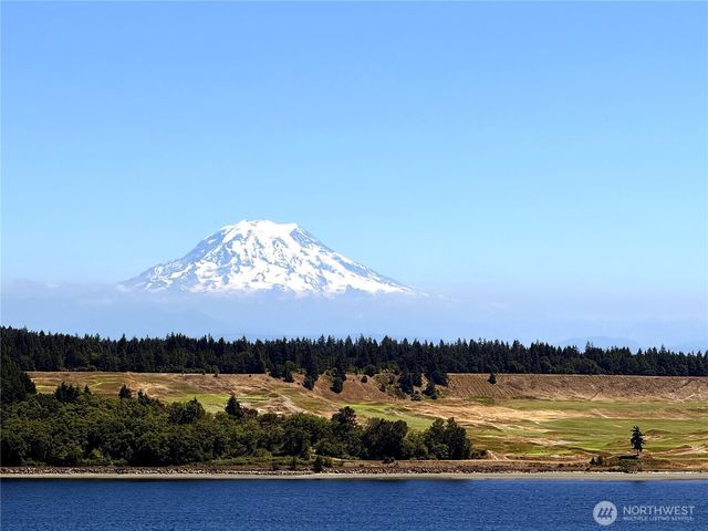 1550 13th Court, Fox Island, WA 98333