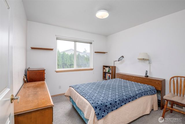 1550 13th Court, Fox Island, WA 98333