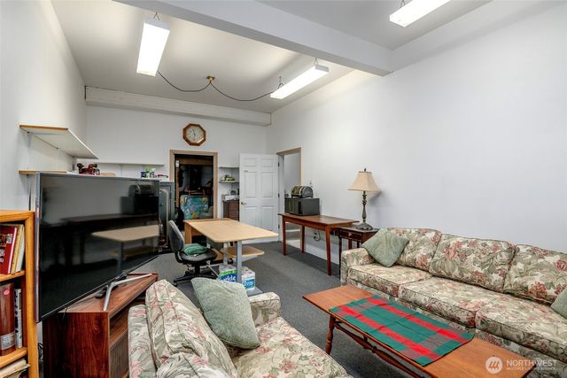 1550 13th Court, Fox Island, WA 98333