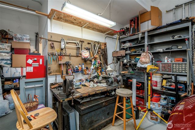 1550 13th Court, Fox Island, WA 98333