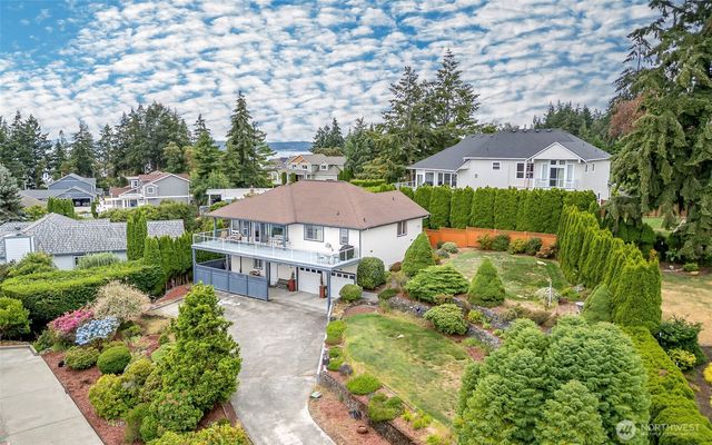 1550 13th Court, Fox Island, WA 98333