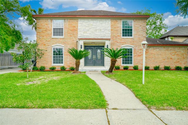7914 Oakington Drive, Houston, TX 77071