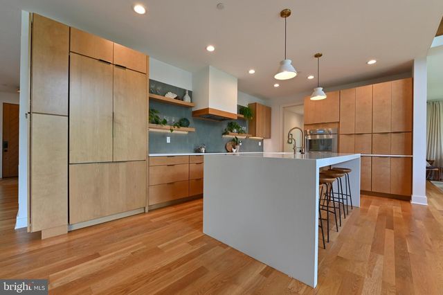 188 SOUTHDOWN RD, Edgewater, MD 21037