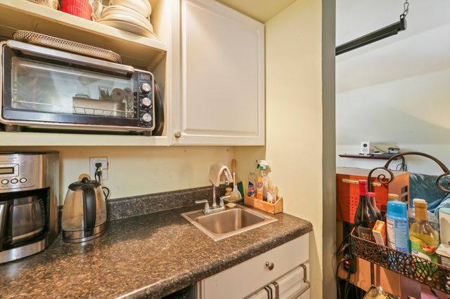 1607 Seminole Drive, Tallahassee, FL 32301