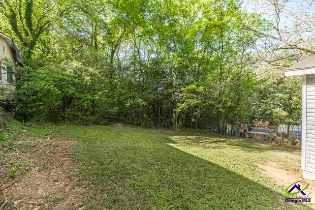 3998 Floyd Avenue, Macon, GA 31204