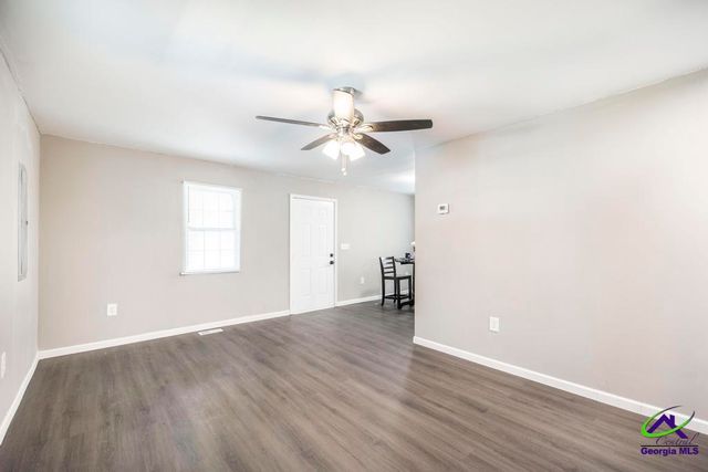 3998 Floyd Avenue, Macon, GA 31204