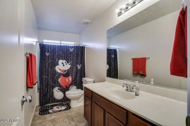 12039 W LEATHER Lane, Peoria, AZ 85383