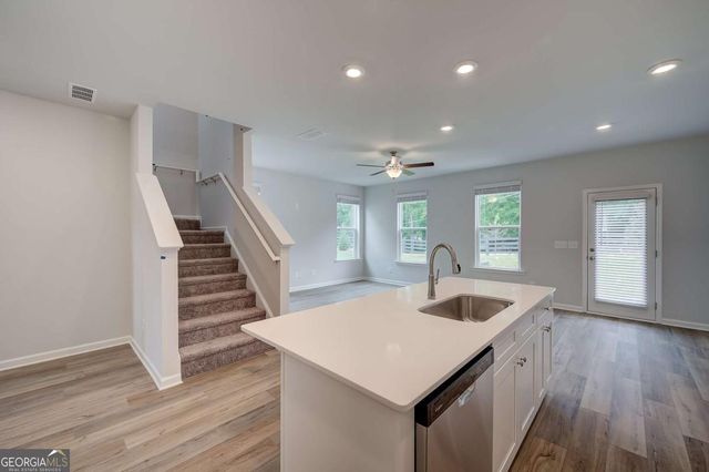 835 Eagle Avenue, Riverdale, GA 30296