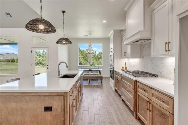 9596 Regado Court, Guthrie, OK 73044