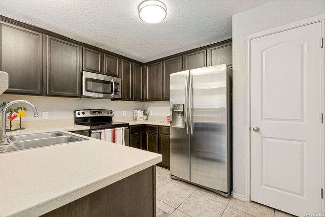 7223 SUMMER WAY, San Antonio, TX 78240