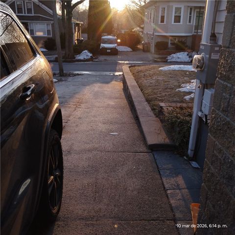 197 Enfield Avenue, Providence, RI 02908