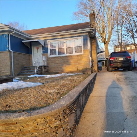 197 Enfield Avenue, Providence, RI 02908