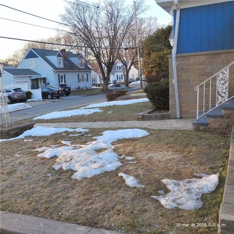 197 Enfield Avenue, Providence, RI 02908