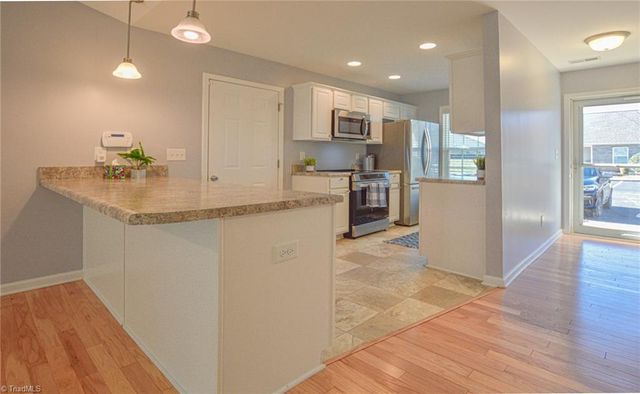 3109 Hyde Place Circle, Winston-salem, NC 27103