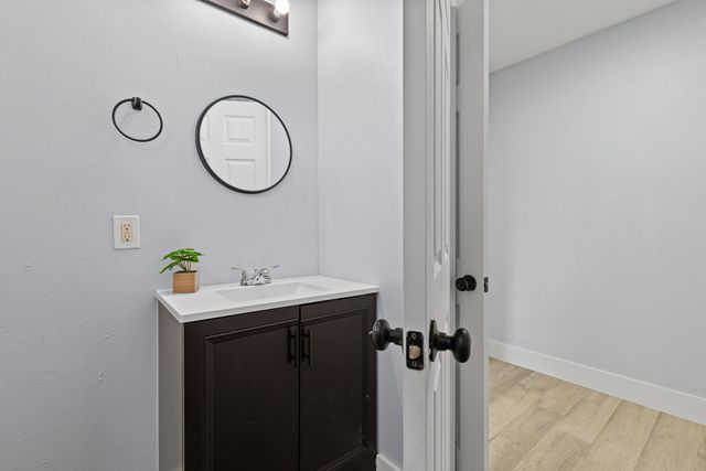 119 E Highland Ave, Longview, TX 75602