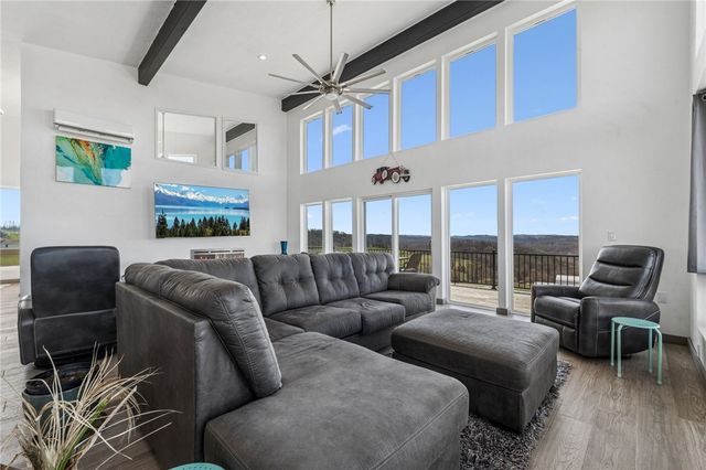 1029 Hoffman Rd, South Huntingdon, PA 15479