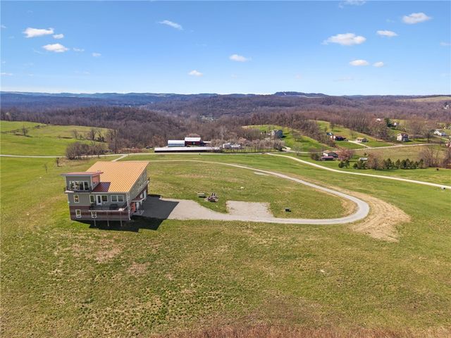 1029 Hoffman Rd, South Huntingdon, PA 15479