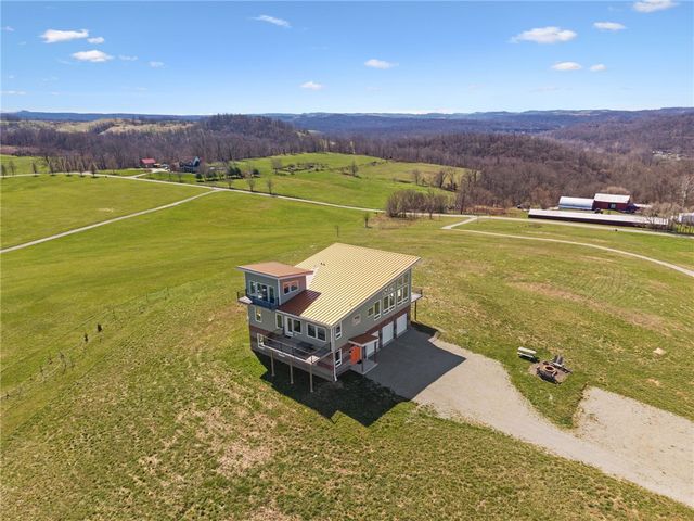 1029 Hoffman Rd, South Huntingdon, PA 15479