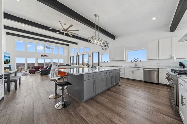 1029 Hoffman Rd, South Huntingdon, PA 15479