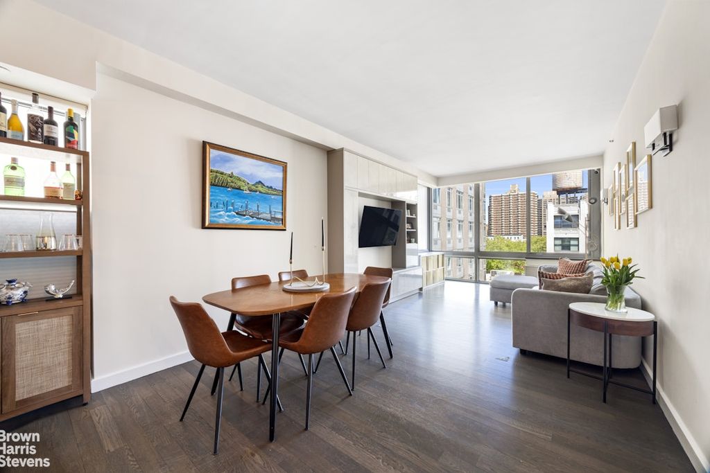 225 W 60th St Apt 9C, New York City, NY 10023