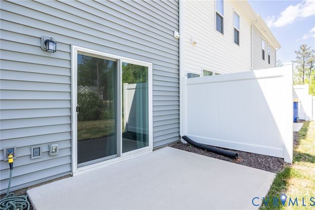 11309 Benton Pointe Way, Chester, VA 23831