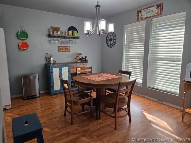 15 Ridgeway Lane, Eufaula, OK 74432