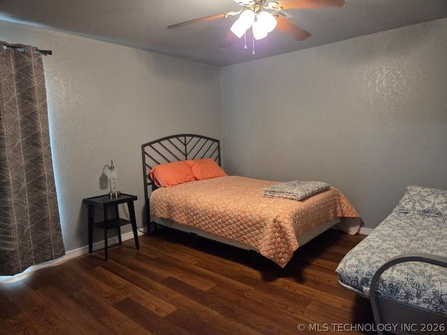 15 Ridgeway Lane, Eufaula, OK 74432