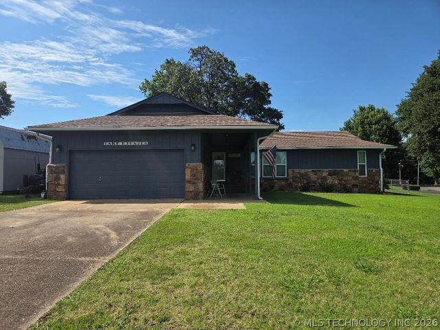 15 Ridgeway Lane, Eufaula, OK 74432