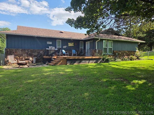 15 Ridgeway Lane, Eufaula, OK 74432