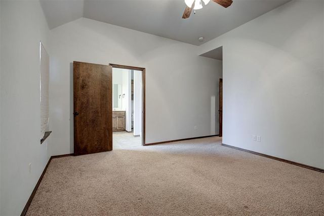 1824 NE 32nd Street, Moore, OK 73160