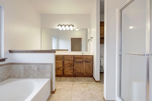 1824 NE 32nd Street, Moore, OK 73160