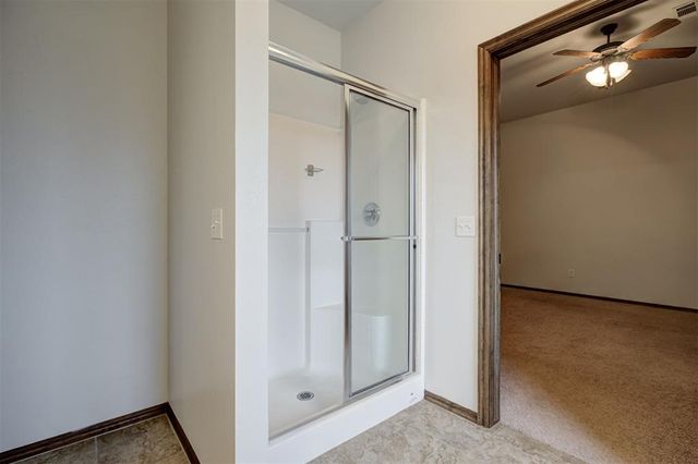 1824 NE 32nd Street, Moore, OK 73160