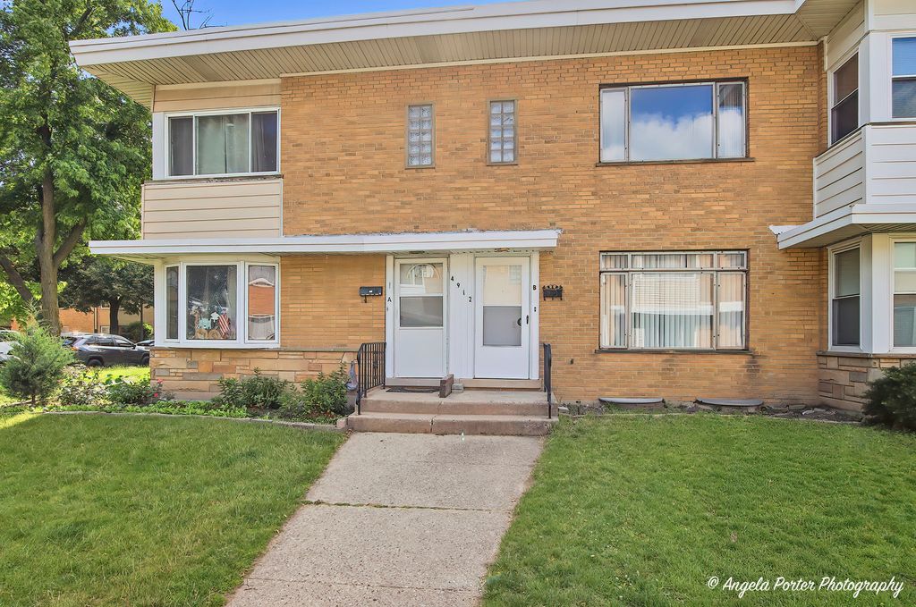 4912 CRAIN Street B, Skokie, IL 60077