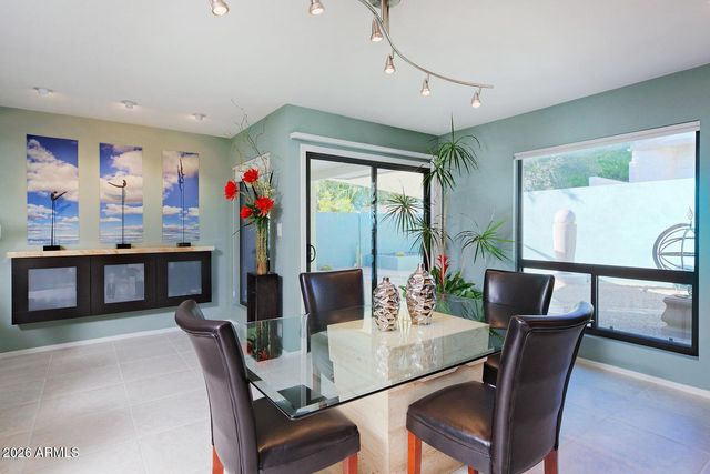 110 W VICTORIA Square, Phoenix, AZ 85013