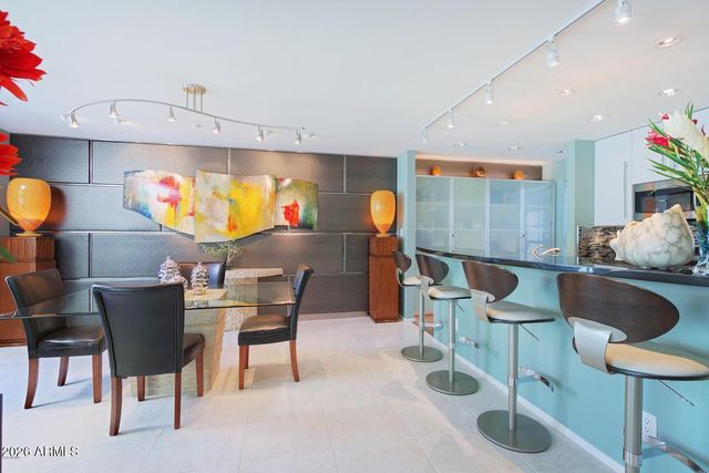 110 W VICTORIA Square, Phoenix, AZ 85013