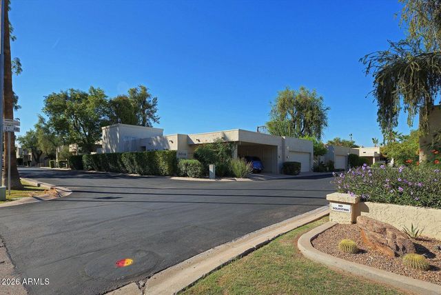 110 W VICTORIA Square, Phoenix, AZ 85013