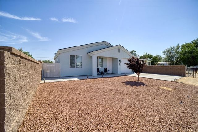 3158 E Snavely Avenue, Kingman, AZ 86409